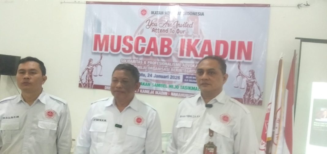 Jeni Tugistan, SH MH Kembali Terpilih Sebagai Ketua IKADIN