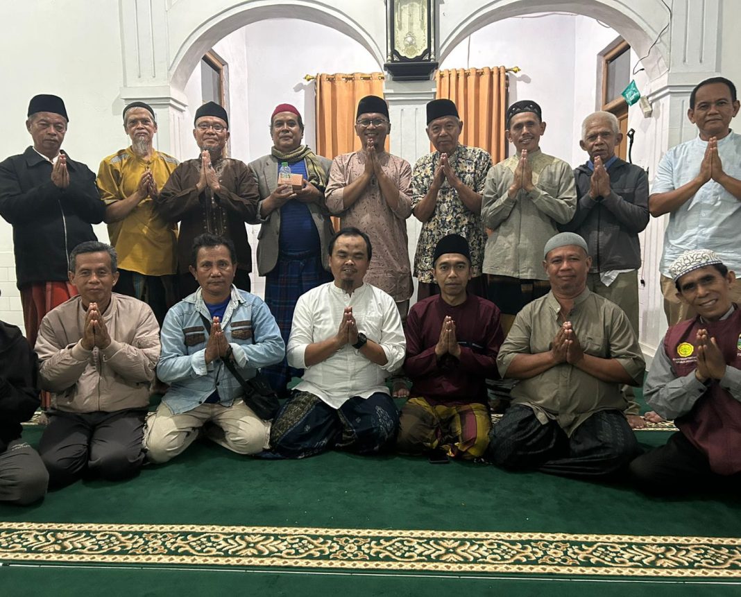 Masjid Al-Ishlah Cibatur RW 12 Mangkubumi , Moment Idul Adha 1447 H Sembelih 10 Sapi, 3 Domba