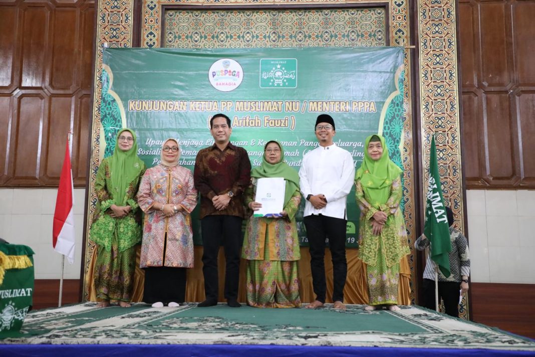 Wali Kota Tasik : Kehadiran Menteri PPPA RI Di Kota Tasik Menjadi Energi dan Motivasi Bagi Kader Muslimat dan Kaum Perempuan Di Kota Tasik