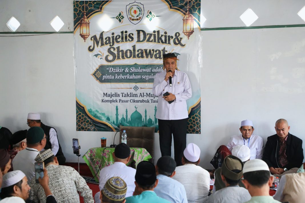 Diky Chandra Ikuti Kegiatan Dzikir dan Shalawati di Cikurubuk